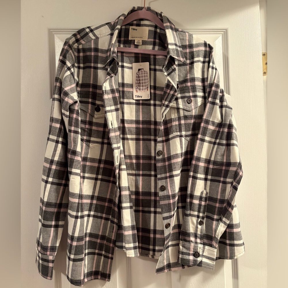 Tilley Women's Plaid Button Down Shirt - Black and White